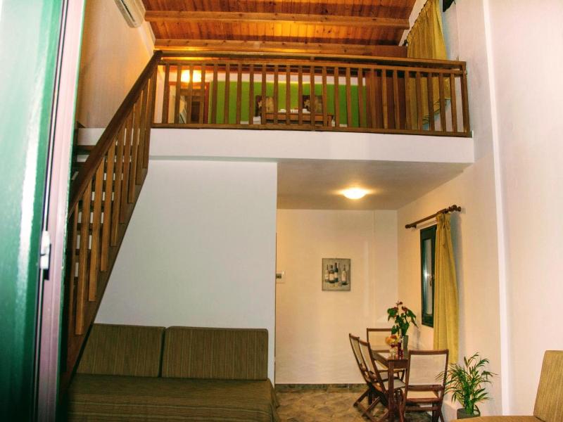 Ippoliti Village image