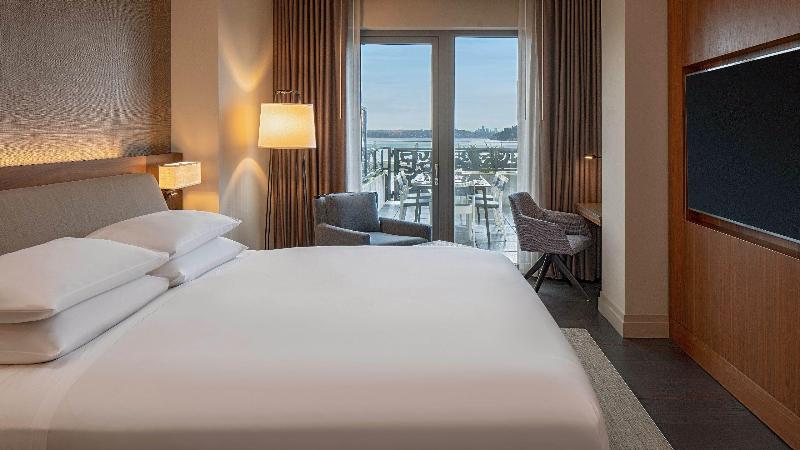 Hyatt Regency Lake Washington image