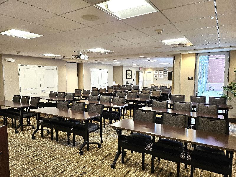 Staybridge Suites Marquette image