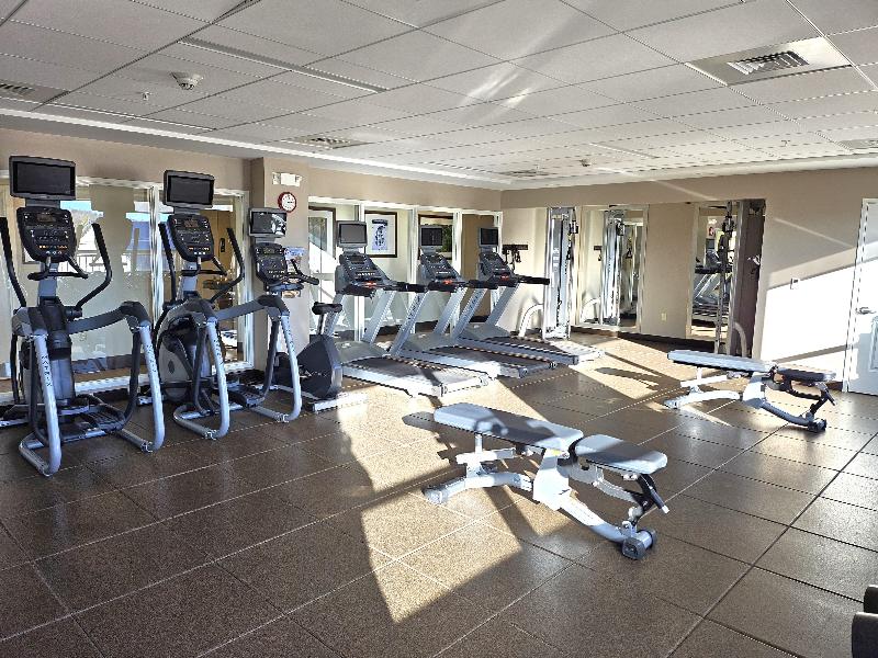 Staybridge Suites Marquette image