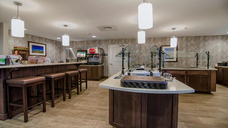 Staybridge Suites Marquette image