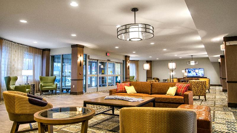 Staybridge Suites Marquette image