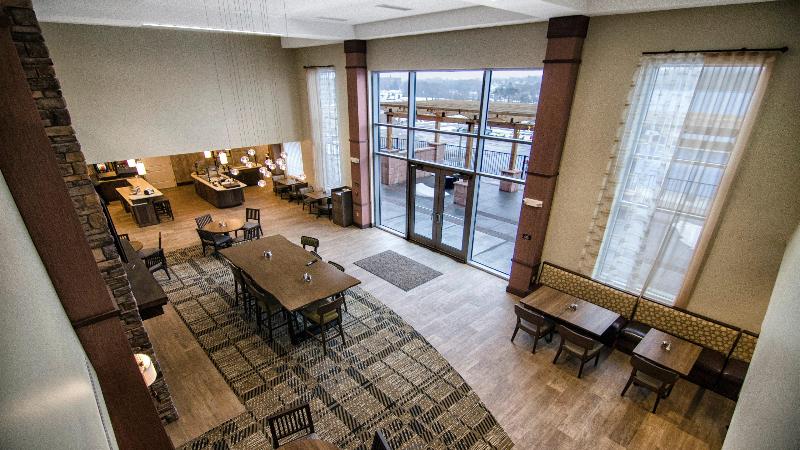 Staybridge Suites Marquette image