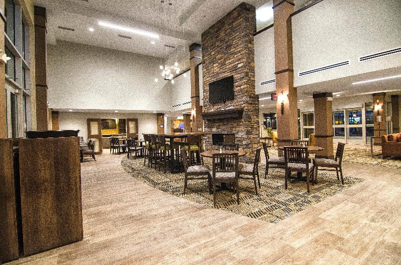 Staybridge Suites Marquette image