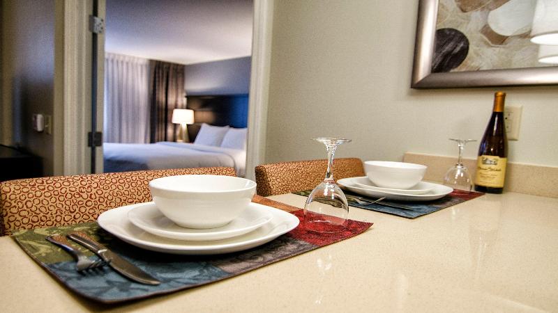 Staybridge Suites Marquette image
