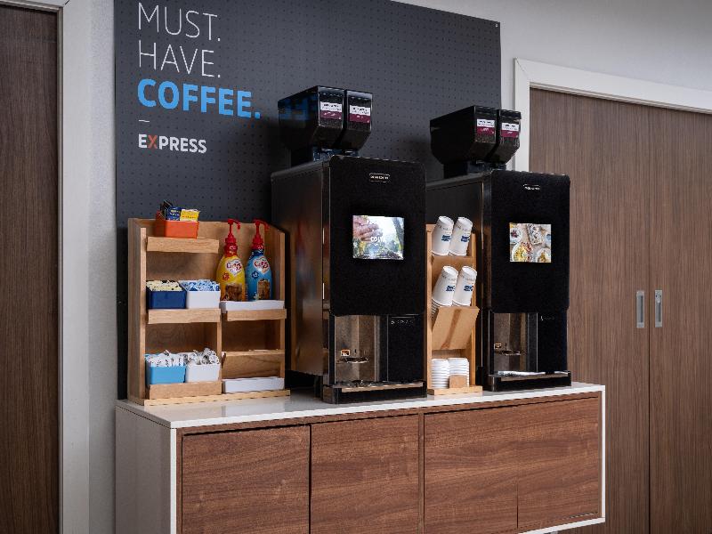 Holiday Inn Express & Suites Trinity By IHG image
