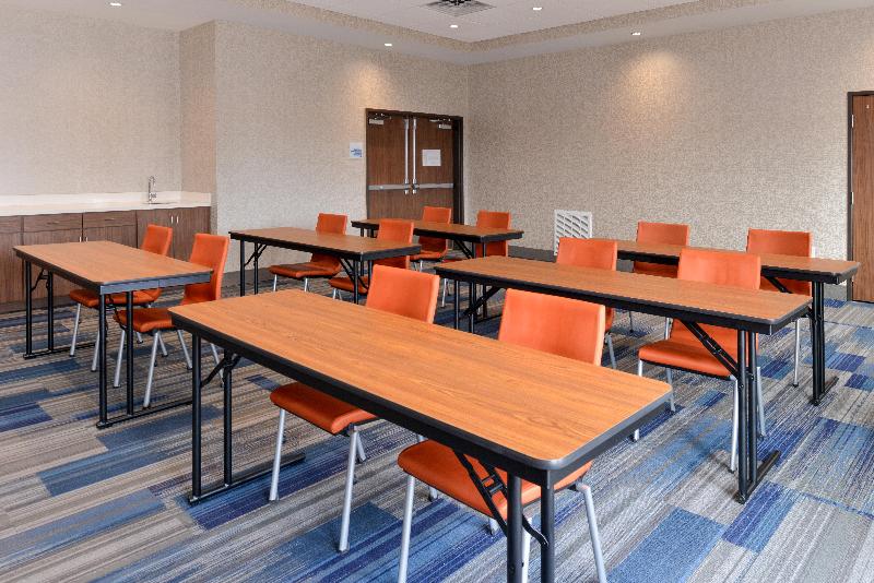 Holiday Inn Express & Suites Trinity By IHG image