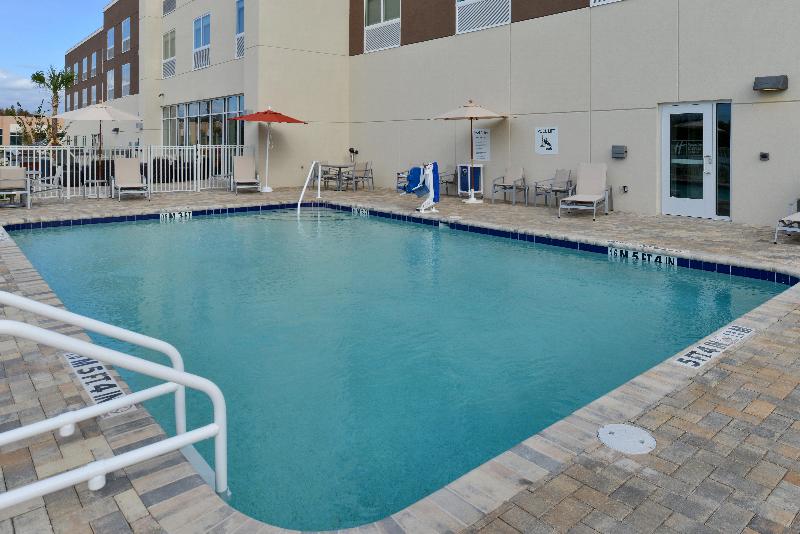 Holiday Inn Express & Suites Trinity By IHG image