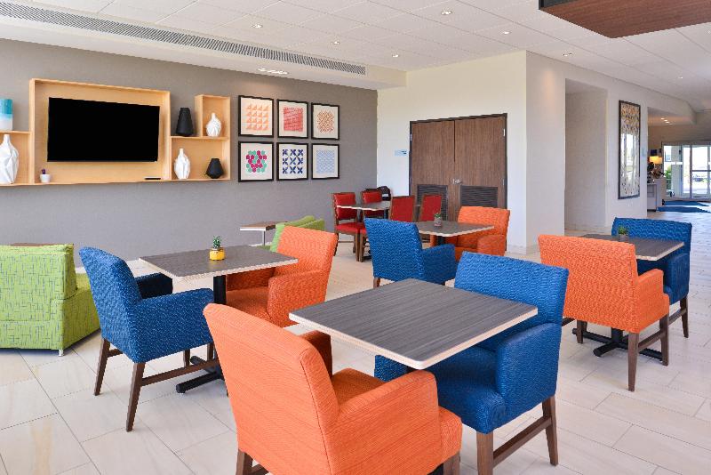 Holiday Inn Express & Suites Trinity By IHG image