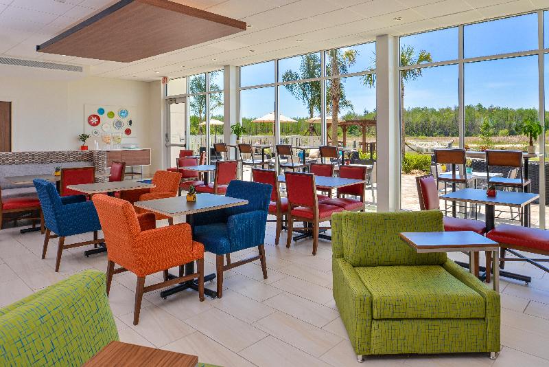 Holiday Inn Express & Suites Trinity By IHG image