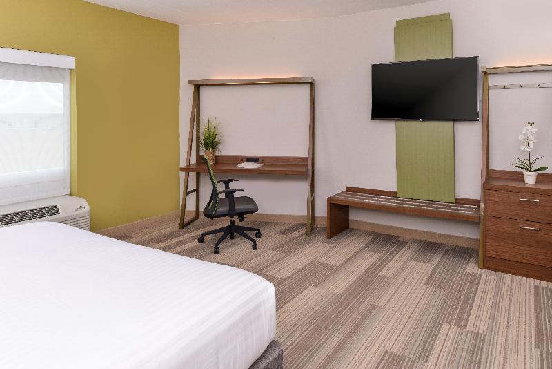 Holiday Inn Express & Suites Trinity By IHG image
