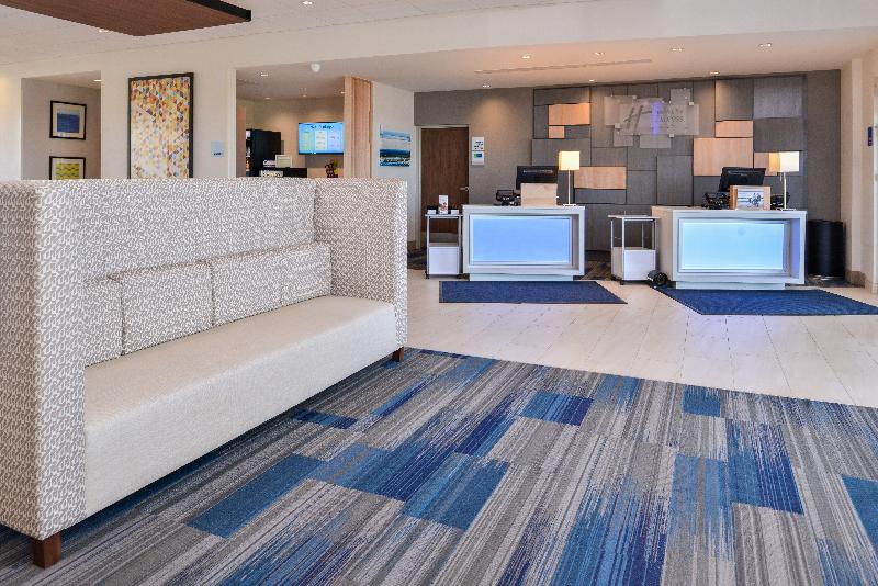 Holiday Inn Express & Suites Trinity By IHG image