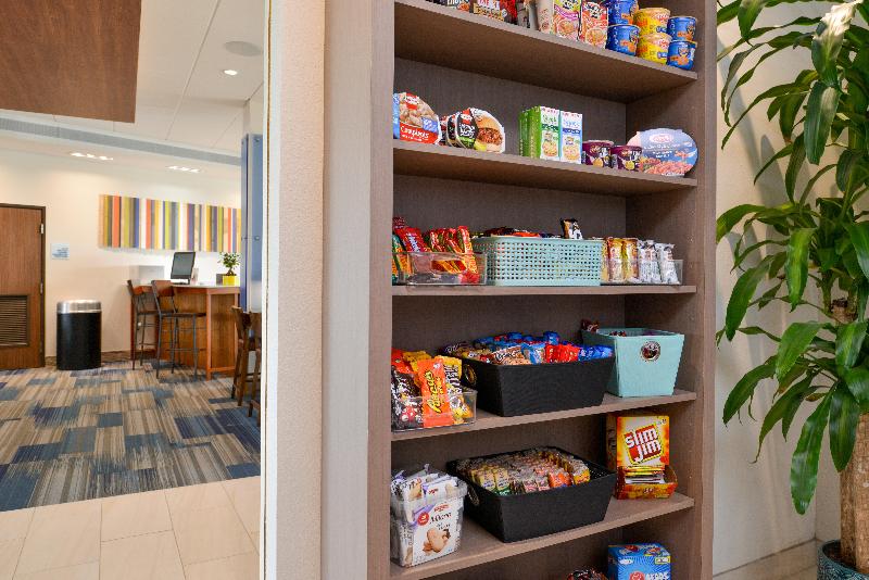 Holiday Inn Express & Suites Trinity By IHG image