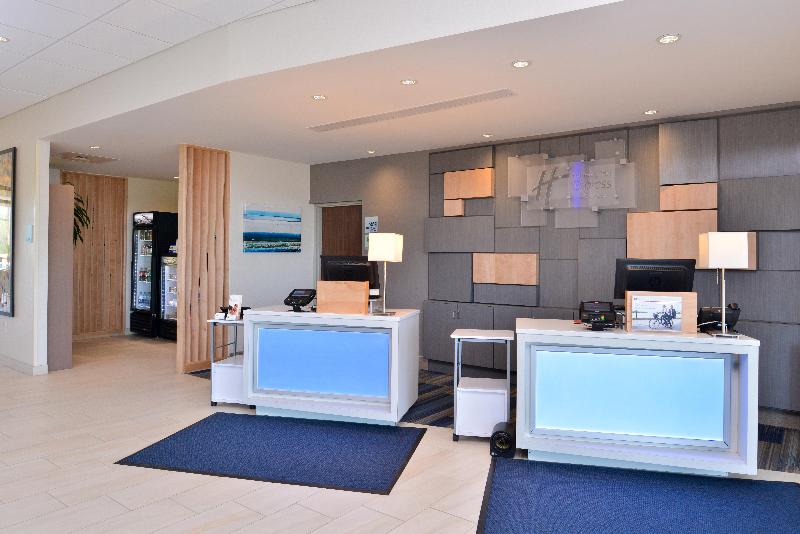 Holiday Inn Express & Suites Trinity By IHG image