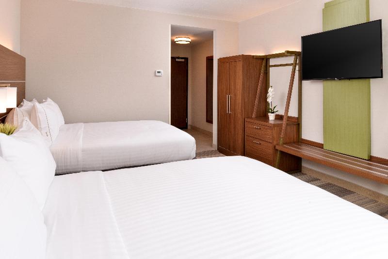 Holiday Inn Express & Suites Trinity By IHG image