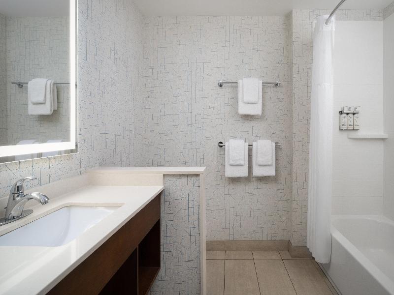 Holiday Inn Express & Suites Trinity By IHG image