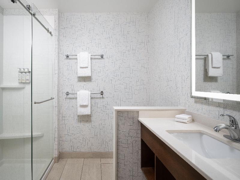 Holiday Inn Express & Suites Trinity By IHG image