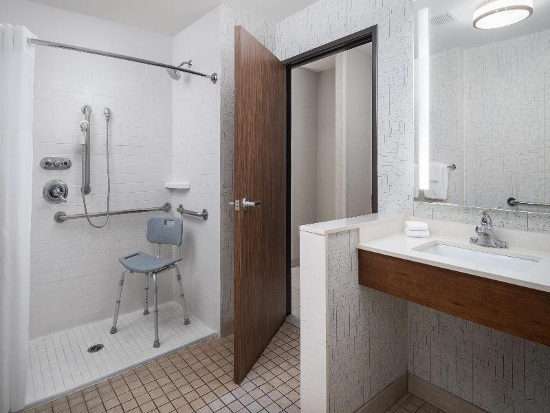 Holiday Inn Express & Suites Trinity By IHG image