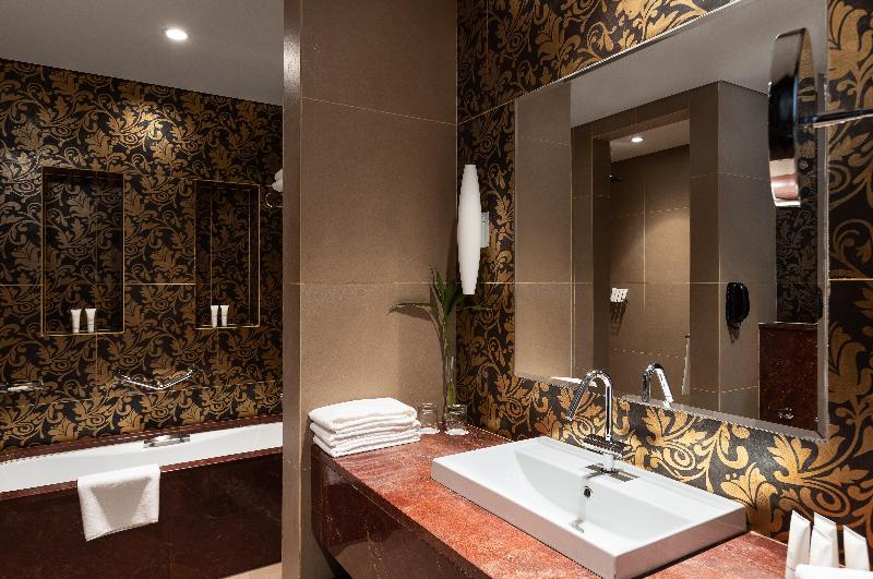 Crowne Plaza Riyadh RDC Hotel and Convention image