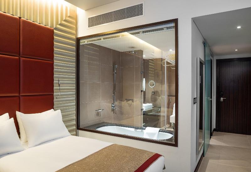 Crowne Plaza Riyadh RDC Hotel and Convention image
