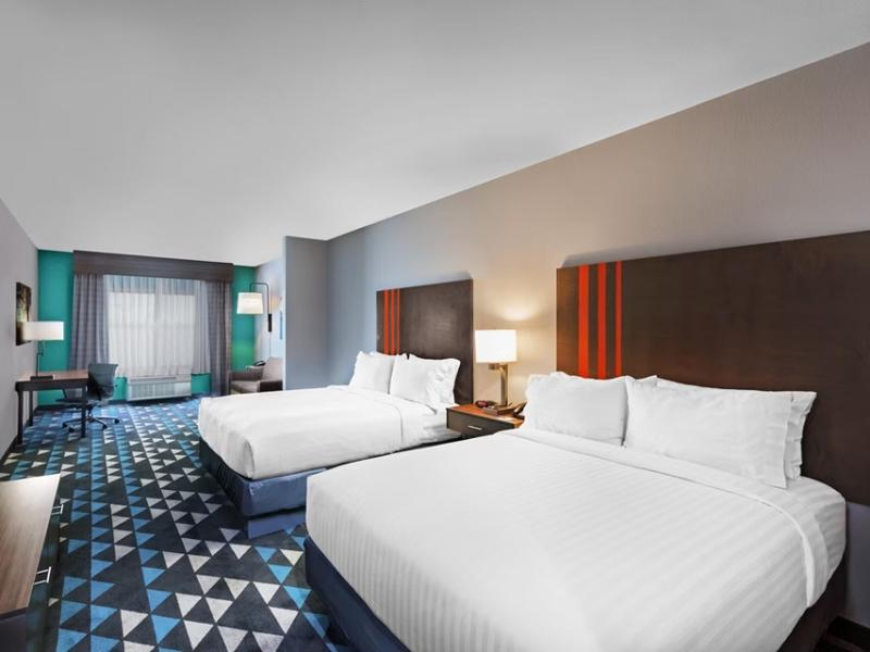 Holiday Inn Express and Suites Perryton image