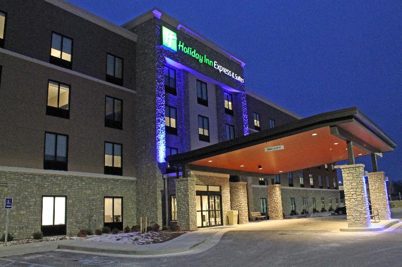 Holiday Inn Express and Suites St.Louis South-I-55