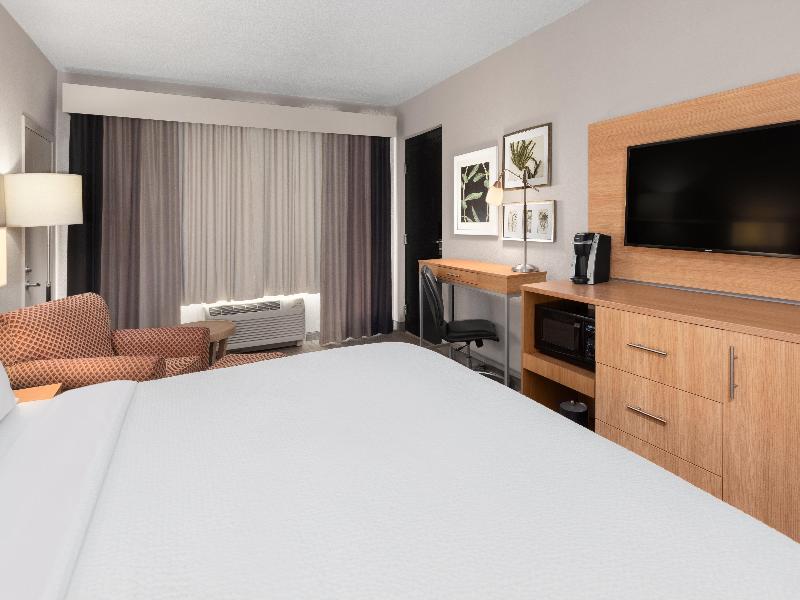 Holiday Inn El Paso West - Sunland Park image