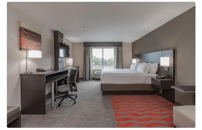 Holiday Inn Mishawaka - Conference Center photo 14