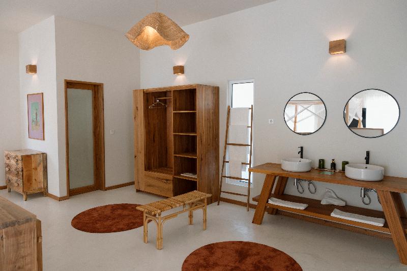 Sentidos Beach Retreat image