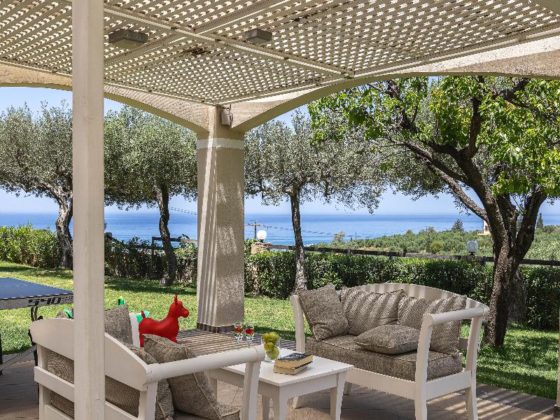 Carme Villas image