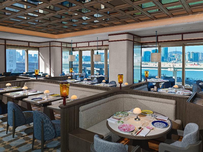 Hyatt Centric Victoria Harbour image
