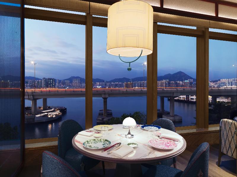 Hyatt Centric Victoria Harbour image