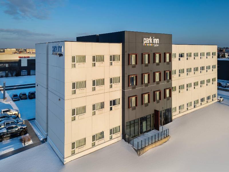 Park Inn by Radisson Edmonton Airport image