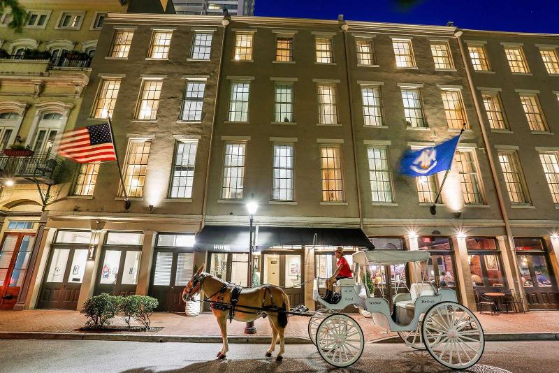 La Galerie French Quarter Hotel image