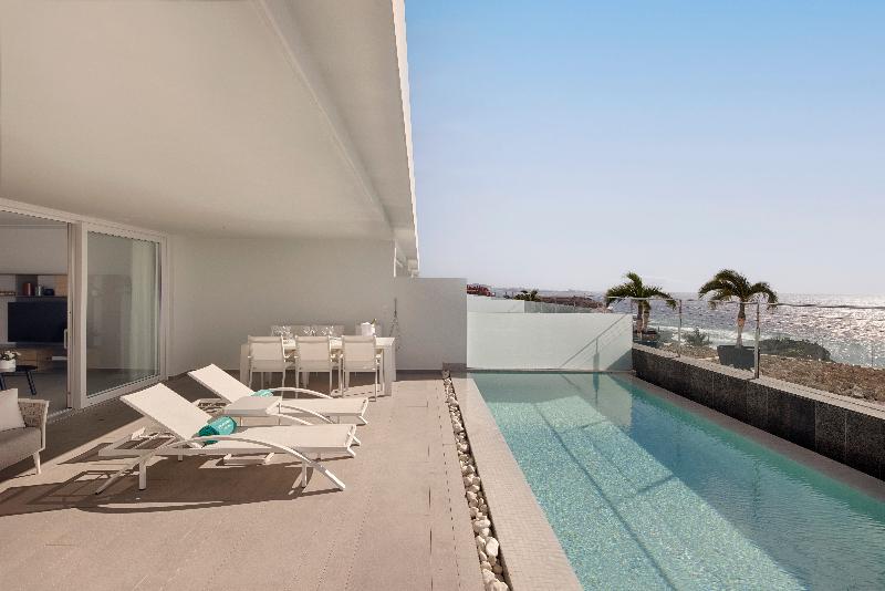 Royal Hideaway Corales Suites image