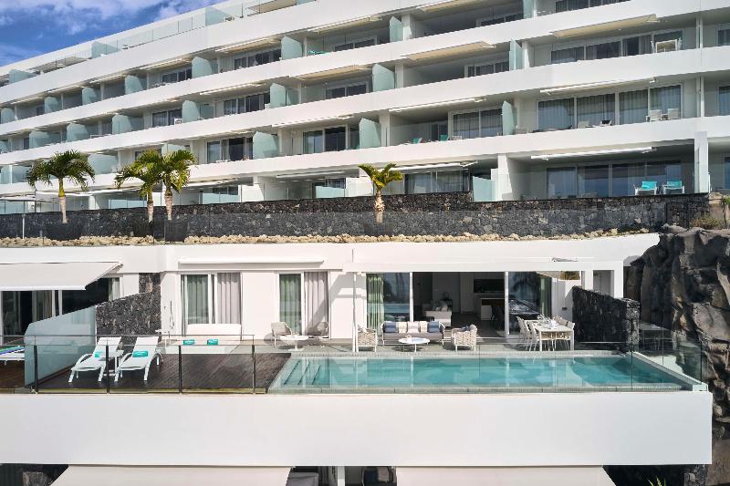 Royal Hideaway Corales Suites image