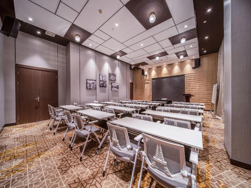 Jinjiang Metropolo Hotel Wuhan Jingkai Wanda Sport image