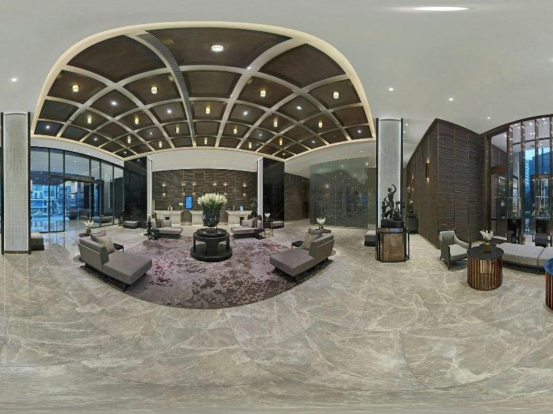 Marriott Bangkok Hotel The Surawongse image