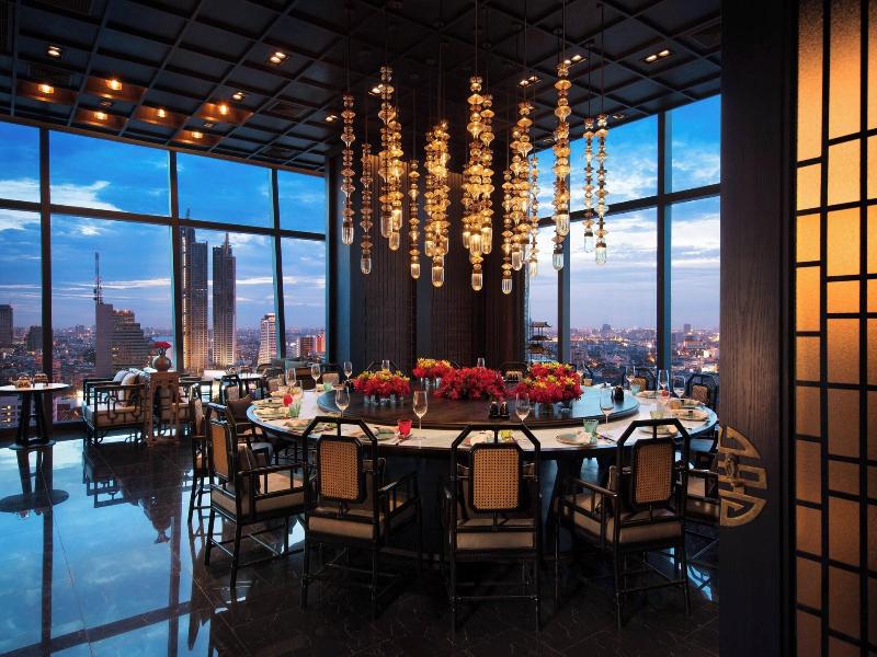 Marriott Bangkok Hotel The Surawongse image