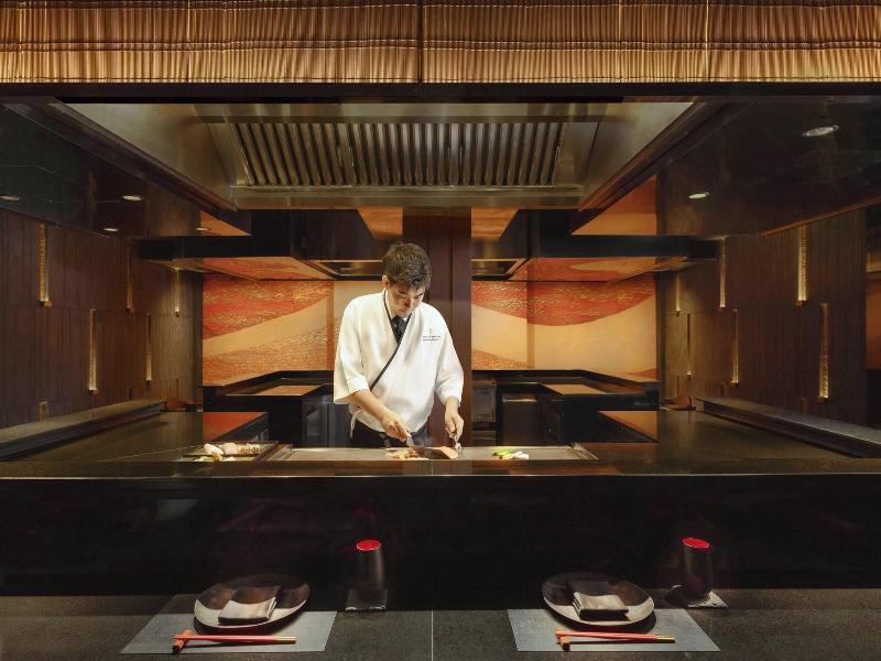 Marriott Bangkok Hotel The Surawongse image