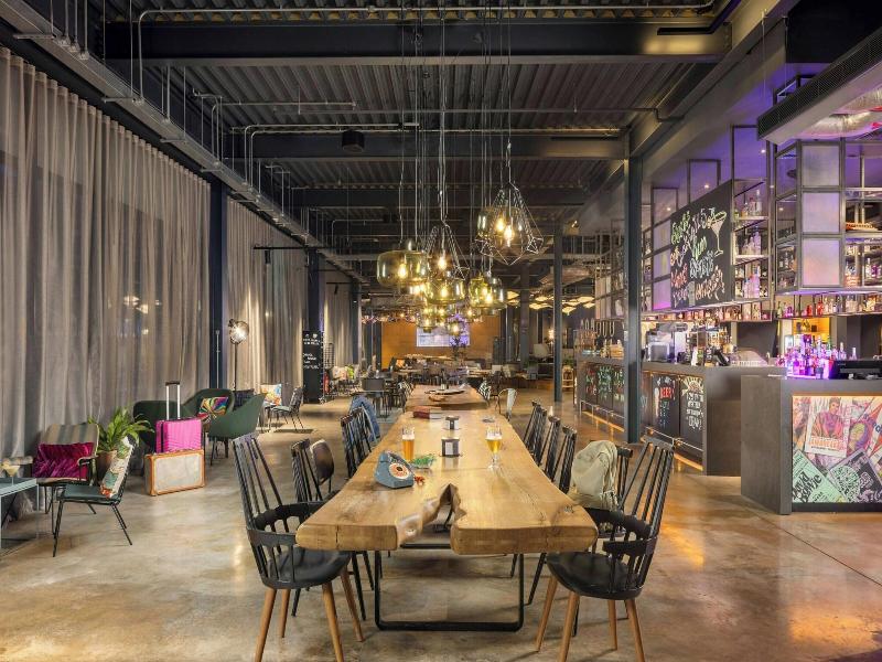 Moxy London Heathrow Airport image