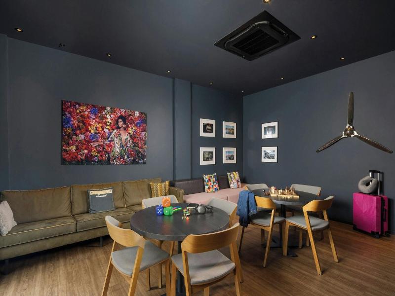 Moxy London Heathrow Airport image