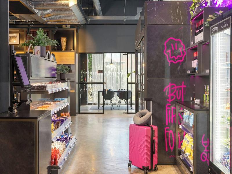 Moxy London Heathrow Airport image