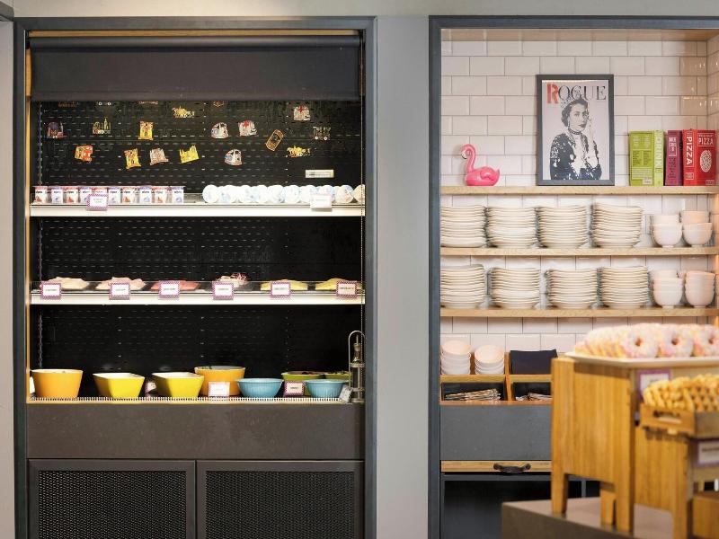 Moxy London Heathrow Airport image