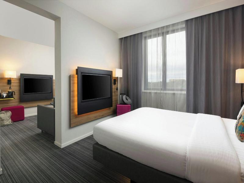 Moxy London Heathrow Airport image