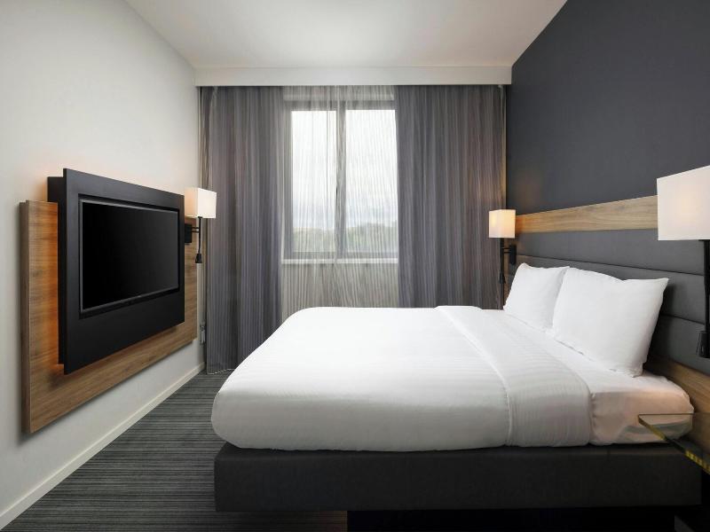 Moxy London Heathrow Airport image