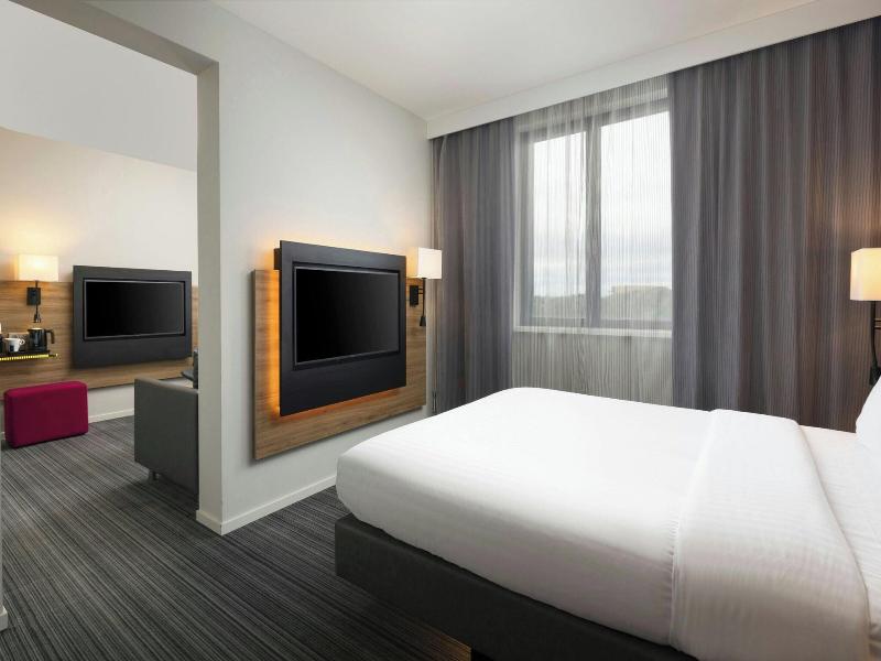 Moxy London Heathrow Airport image