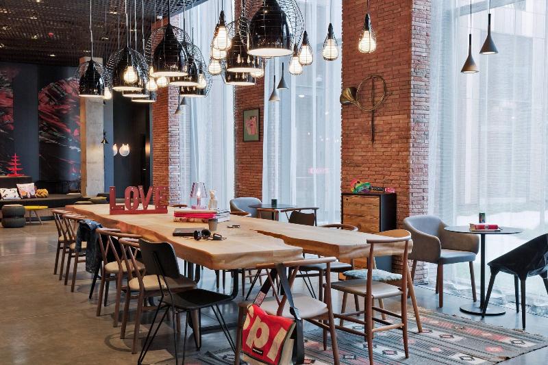 MOXY Tbilisi image