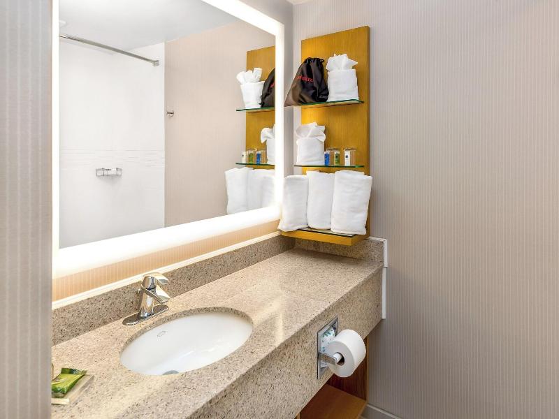 Delta Hotels Utica image