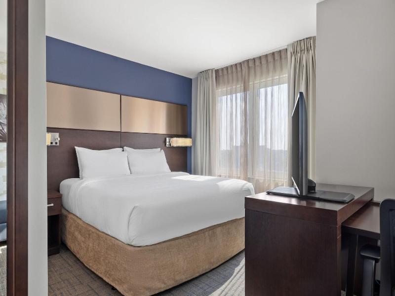Residence Inn NYC The Bronx at Metro Center Atrium image
